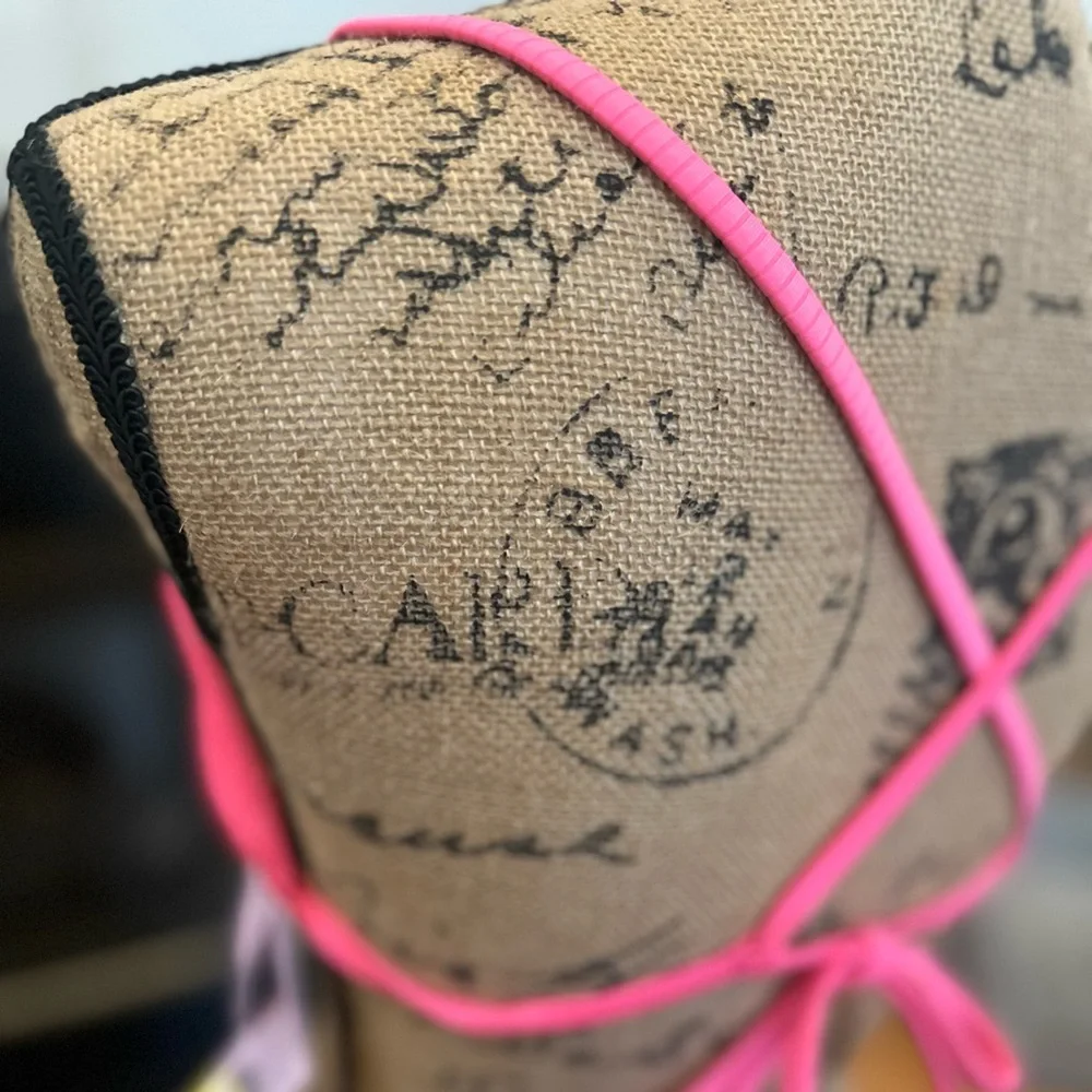 🐣Wild Fable Bright Pink Bikini Top